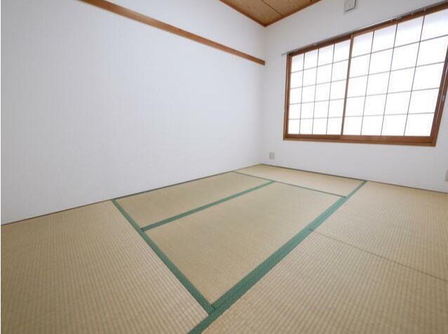 トラスティ竹内の寝室|落ち着いて過ごせるお部屋なので、寝室にいかがでしょうか