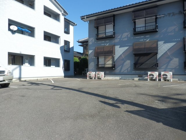 カサ・マスールの駐車場