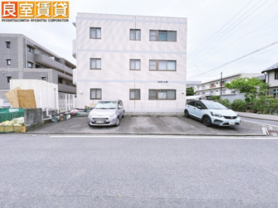【駐車場】 | ファミール寿