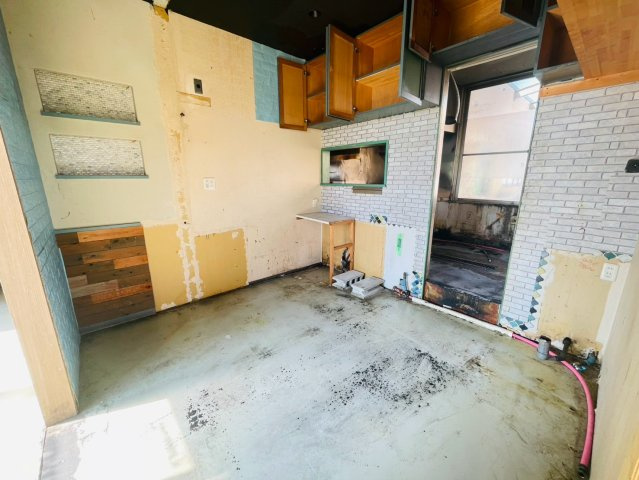 ジョイフルプラザエバグリーン星ケ丘内店舗の内装