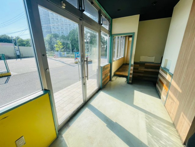 ジョイフルプラザエバグリーン星ケ丘内店舗の内装