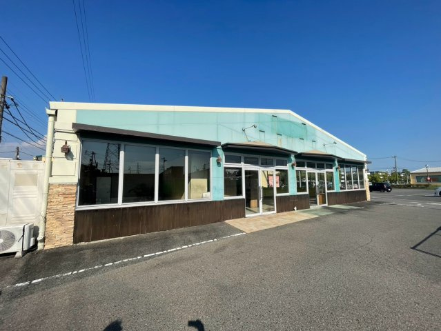 ジョイフルプラザエバグリーン星ケ丘内店舗の外観