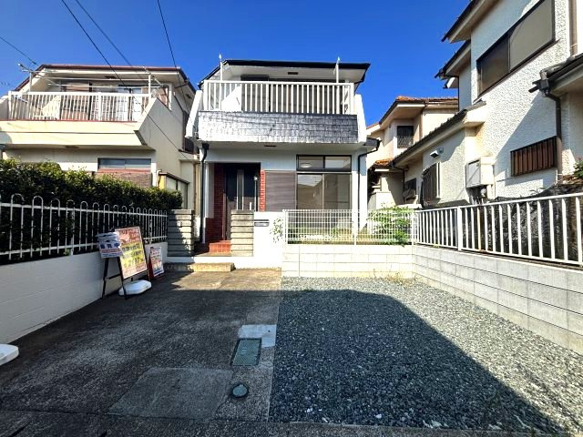 狭山市水野　中古戸建の外観|閑静な住宅街です。日当たりが良く、穏やかな生活が出来ます♪