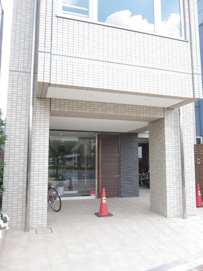 【エントランス】クロリス中野坂上  