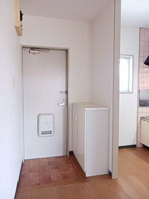 【玄関】 | メゾンエスポワールＡ | シンプルで使いやすい玄関です