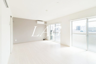 【居間・リビング】 | フレシア駒込 | 洋室のお部屋です。