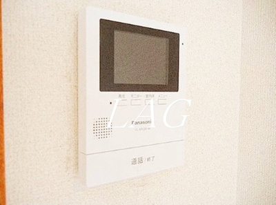 【セキュリティ】 | メゾンマルタ氷川台 | モニター付きインターホンです。