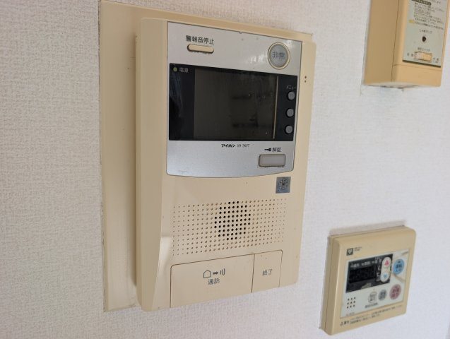 日生ロイヤルマンション十三のセキュリティ