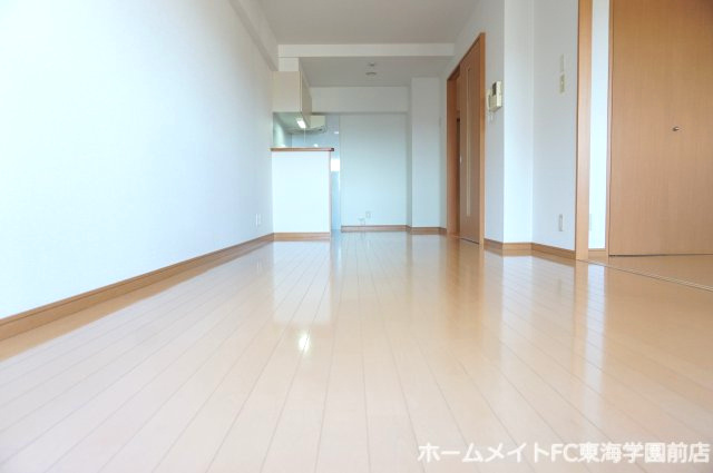 熊本市中央区京町１丁目の賃貸マンションの居間・リビング