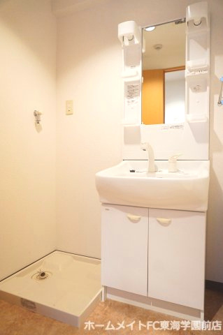熊本市中央区京町１丁目の賃貸マンションの独立洗面台