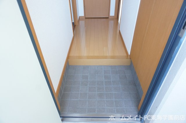 熊本市中央区京町１丁目の賃貸マンションの玄関