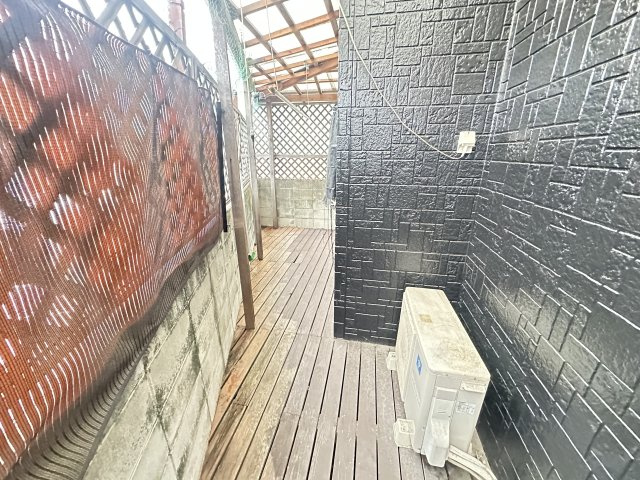 【庭】 | 和泉市池上町2丁目戸建 | ウッドデッキ