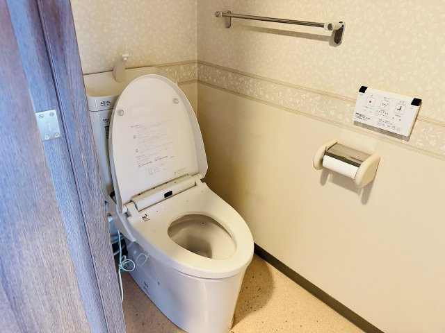藤和シティホームズ八王子大和田のトイレ|～暖房温水洗浄機能付きトイレ　冬場は特に嬉しい機能ですね～