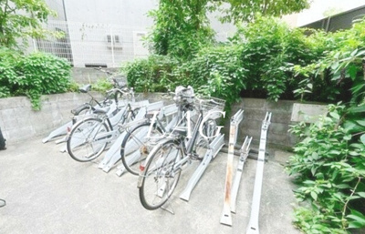 【その他共用部分】 | プレール・ドゥーク西新宿Ⅱ | 駐輪場です。