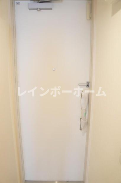 仲介手数料（賃料の1.10ヵ月）の50％OFF対象物件！の玄関