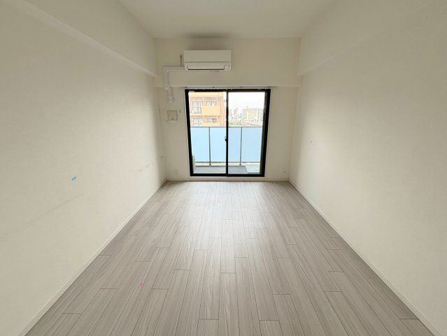 S-RESIDENCE三国WESTの居間・リビング