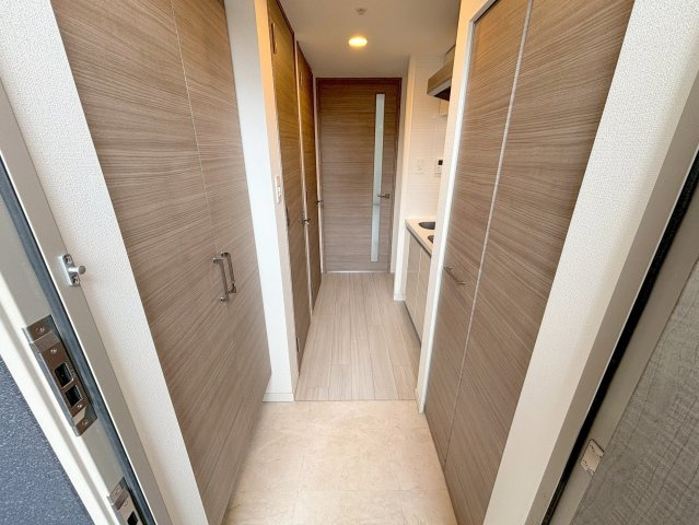 S-RESIDENCE三国WESTの玄関