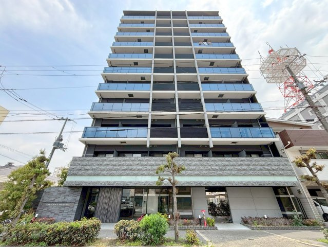 S-RESIDENCE三国WESTの外観