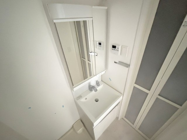 S-RESIDENCE三国WESTの独立洗面台