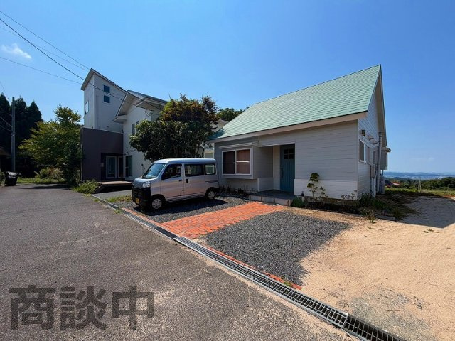■□大山町赤松中古戸建□■の外観|敷地面積約50坪になります。
平屋の建物になります♪