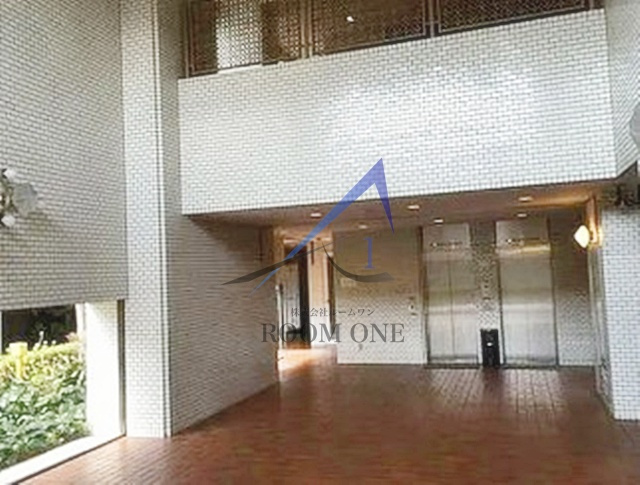 三越ゼームス坂マンションのエントランス|エントランスです。
