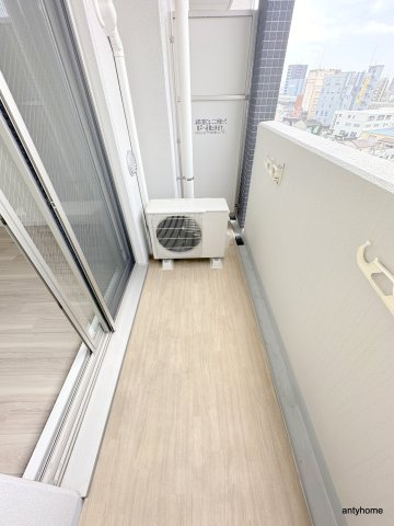 レオンコンフォート難波ミラージュ　仲介手数料無料のバルコニー