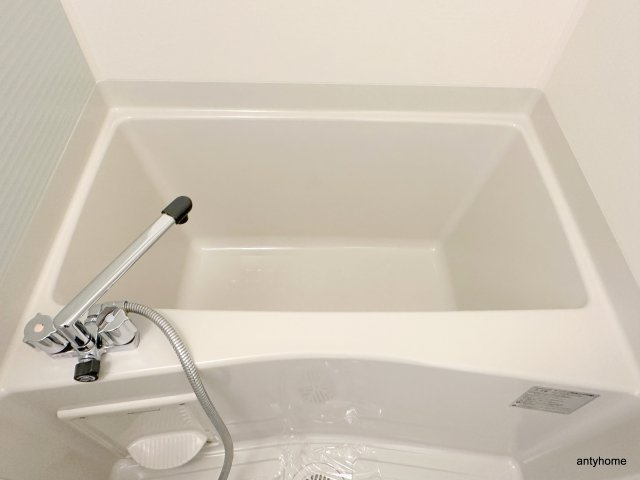 レオンコンフォート難波ミラージュ　仲介手数料無料の浴室
