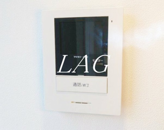 【設備】 | プロト西小山 | モニター付きインターホンです。