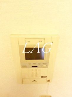 【設備】 | ラクラス田町 | モニター付きインターホンです。
