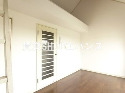 【寝室】 | トリアノンパレス