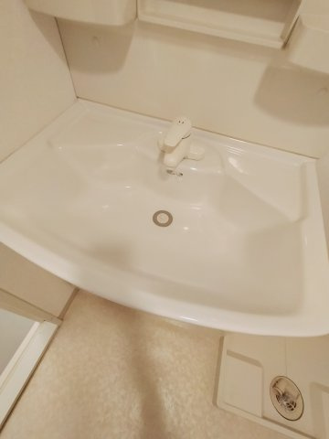  | グランシス高井田
