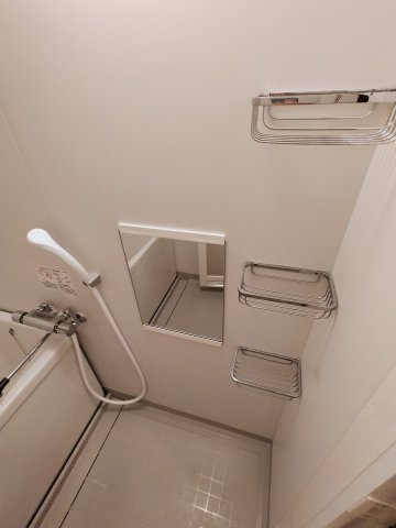  | グランシス高井田
