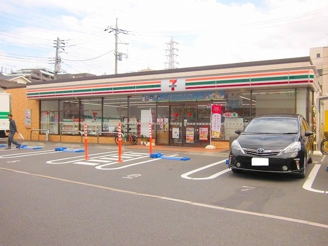 ドムスソラリス3のその他|セブンイレブン