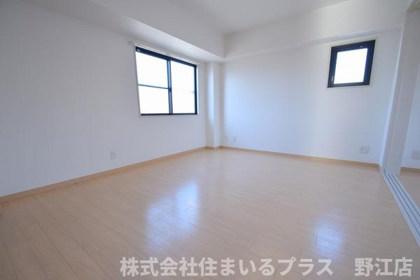 ブランジュ高殿の居間・リビング