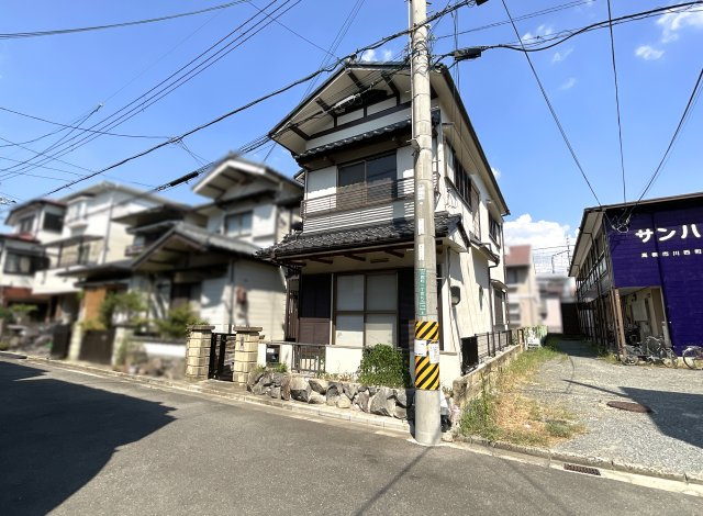 【前面道路含む現地写真】 | 高槻市川西町１丁目　注文住宅　建築条件なし　土地