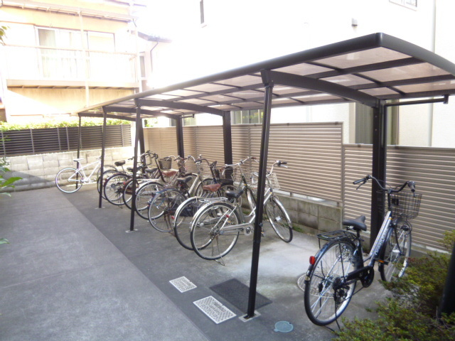 ヴェルデ井草のその他共用部分|★屋根付き駐輪場★