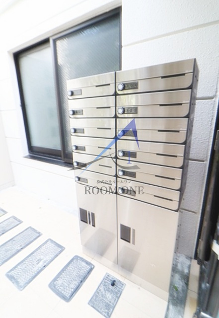 HJ PLACE 東新宿のその他共用部分|宅配ボックスです。