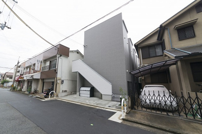 【エントランス】 | アティックサカイ