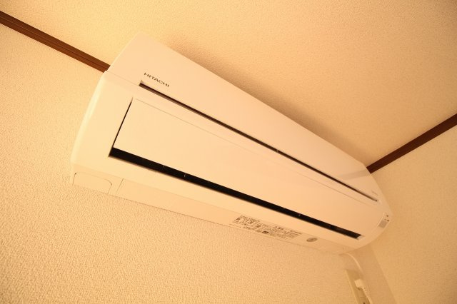 グリーンガーデンの設備|エアコン2台目