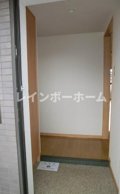 ブリランテふじみ野の玄関