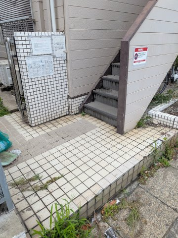 【エントランス】 | プラザドゥヘリオスＡ | きれいなエントランスです