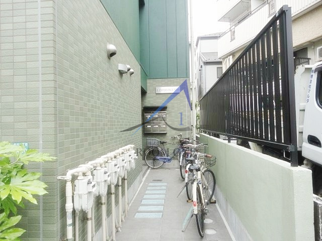 レスペランス　ショウのエントランス|エントランスです。