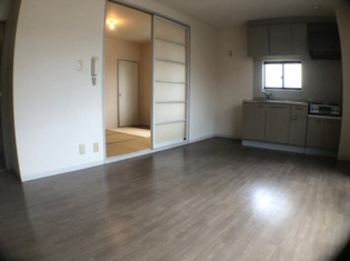 ２面採光の明るいお部屋です。