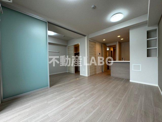 TEAL RESIDENCE　BAYの居間・リビング