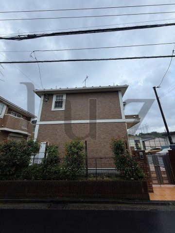 シャンドフルールＤの外観
