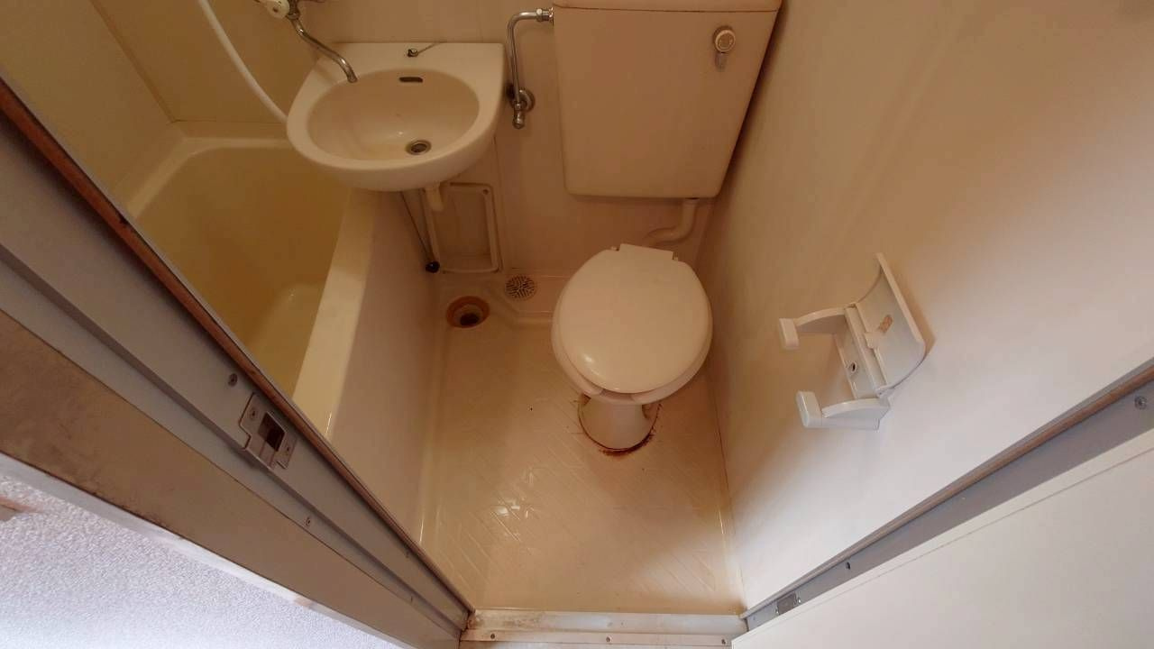 PLEAST都府楼前のトイレ|同建物別部屋 現況優先
