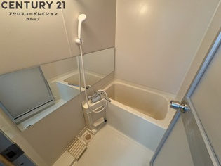シンプルで使いやすい浴室です！