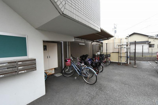 メゾン吉田のエントランス