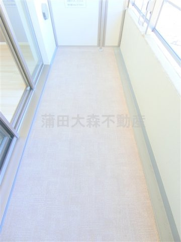 クレヴィスタ蒲田Ⅱのバルコニー|物干し金具付きのバルコニー