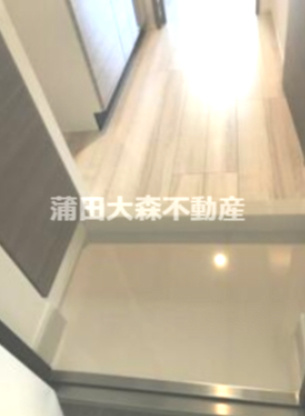 クレヴィスタ蒲田Ⅱの玄関